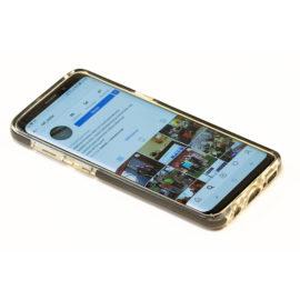 Älypuhelin, jonka ruudulla näkyy Nutorin Instagram-sivu.